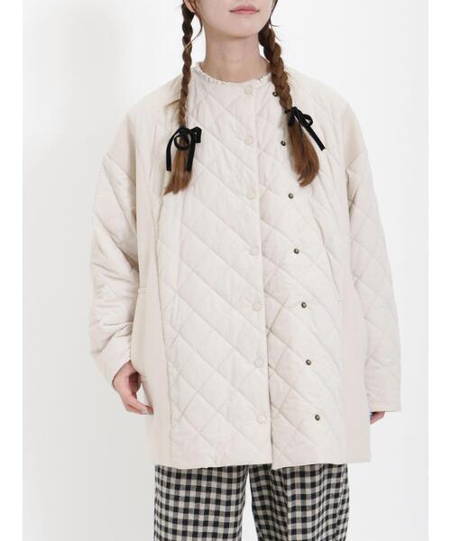 Samansa Mos2(サマンサ モスモス)の「キルティング切替ブルゾン(ブルゾン・レディース・ベージュ/カーキ/オフホワイト・F)」の2枚目の写真