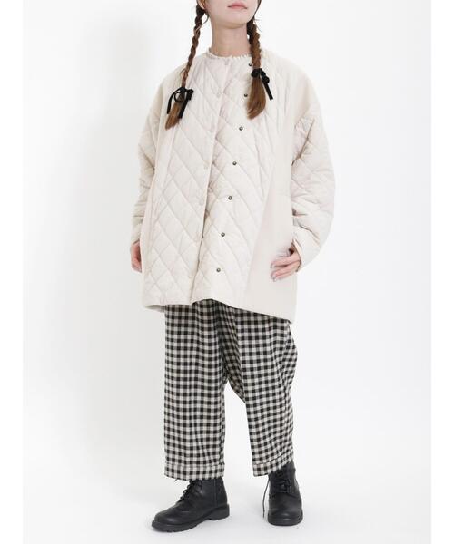 Samansa Mos2(サマンサ モスモス)の「キルティング切替ブルゾン(ブルゾン・レディース・ベージュ/カーキ/オフホワイト・F)」の8枚目の写真