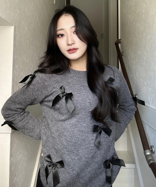 セール】RIBBON CREW NECK KNIT / リボンクルーネックニット