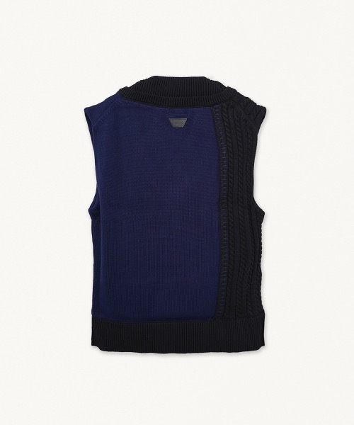 FORSOMEONE（フォーサムワン）の「FORSOMEONE DAMAGE KNIT VEST（ベスト・メンズ・ベージュ/ブラック・46）」の18枚目の写真