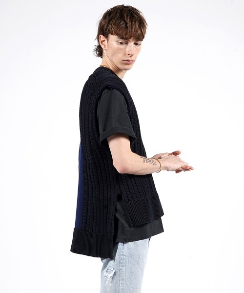 FORSOMEONE（フォーサムワン）の「FORSOMEONE DAMAGE KNIT VEST（ベスト・メンズ・ベージュ/ブラック・46）」の7枚目の写真