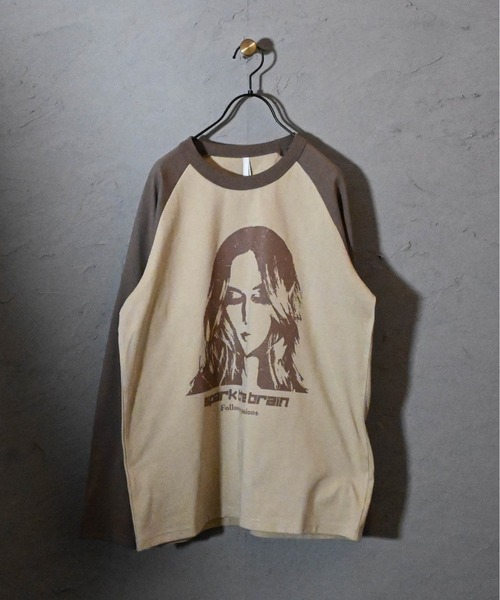 Ritzy(リッツィー)の「16/天竺ラグラン 切り替えプリント Tシャツ(WOMAN) レディース メンズ(Tシャツ/カットソー・メンズ・アッシュ/ホワイト/ベージュ・X-LARGE/LARGE/MEDIUM)」の3枚目の写真