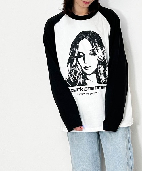 Ritzy(リッツィー)の「16/天竺ラグラン 切り替えプリント Tシャツ(WOMAN) レディース メンズ(Tシャツ/カットソー・メンズ・アッシュ/ホワイト/ベージュ・X-LARGE/LARGE/MEDIUM)」の1枚目の写真