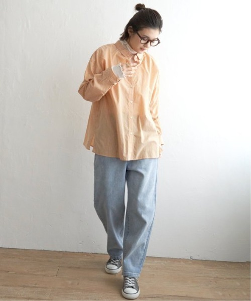 LBC(エルビーシー)の「2WAYカラーオーバーシャツ(ふんわり70コットン2WAYシャツ)(シャツ/ブラウス・レディース・イエロー/オレンジ/グリーン/ブルー/ホワイト/パープル・M)」の8枚目の写真