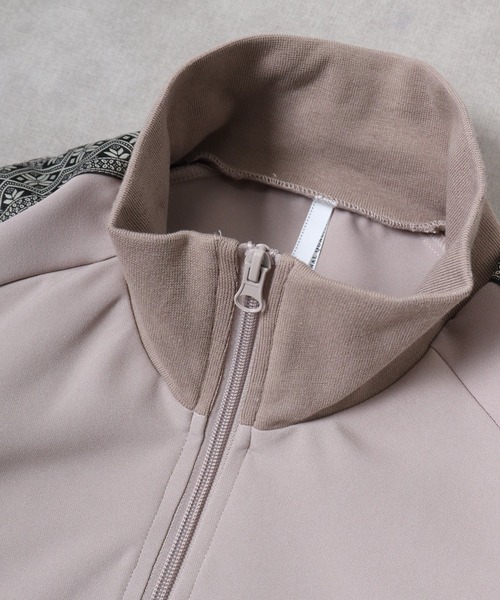 FUNALIVE(ファンアライブ)の「ポリストレッチ ジャガードライン トラックジャケット(ブルゾン・メンズ・ブラック/ベージュ/カーキ・M/L/XL)」の21枚目の写真