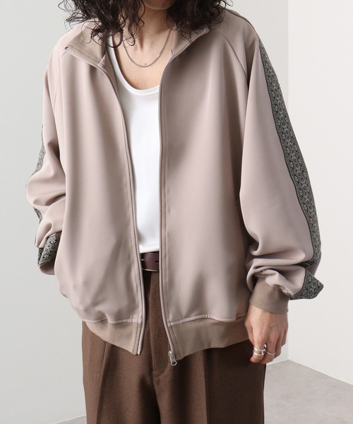 FUNALIVE(ファンアライブ)の「ポリストレッチ ジャガードライン トラックジャケット(ブルゾン・メンズ・ブラック/ベージュ/カーキ・M/L/XL)」の9枚目の写真