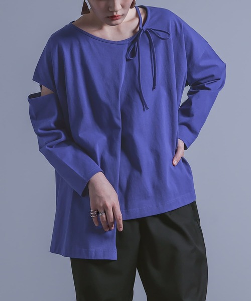 kOhAKU(コハク)の「アシメカッティングロンT(Tシャツ/カットソー・レディース・ベージュ/ロイヤルブルー/ブラック・FREE)」の3枚目の写真