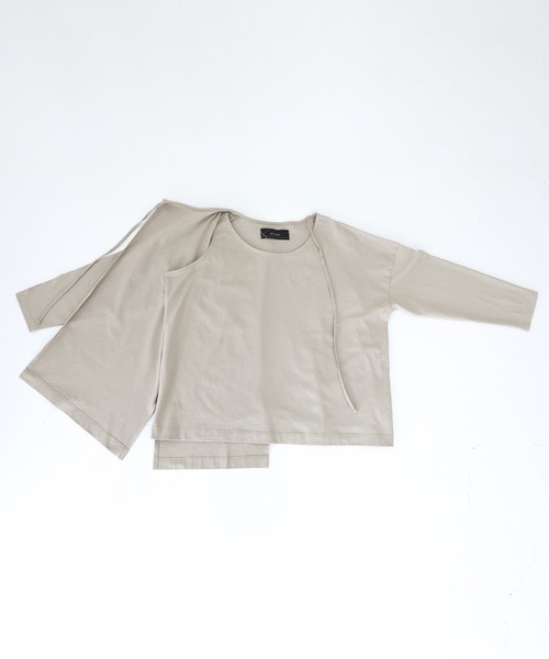 kOhAKU(コハク)の「アシメカッティングロンT(Tシャツ/カットソー・レディース・ベージュ/ロイヤルブルー/ブラック・FREE)」の21枚目の写真