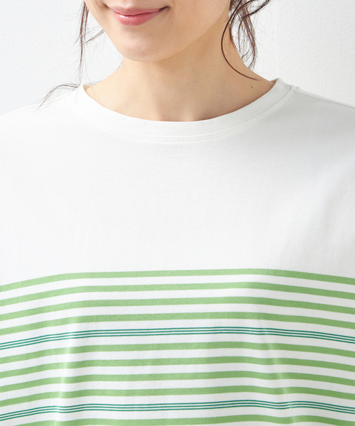 Petit Honfleur（プチオンフルール）の「【UVカット・接触冷感】オーガニックコットンパネルボーダーTシャツ（Tシャツ/カットソー・レディース・ネイビー/グリーン/アイボリー・M/L）」の7枚目の写真