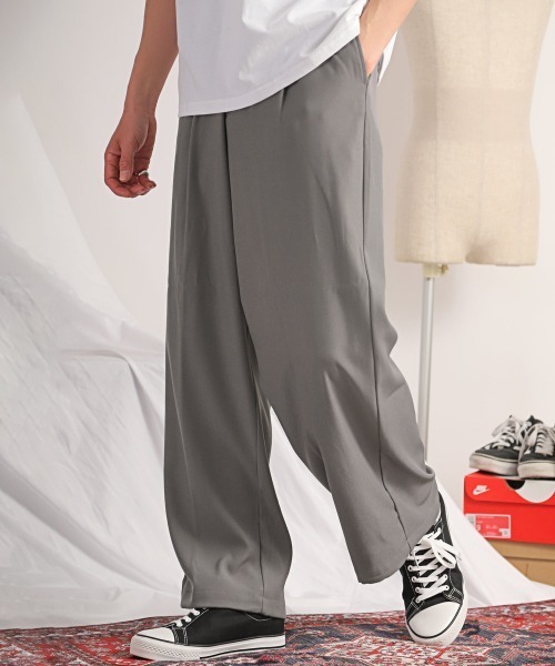 LUXSTYLE（ラグスタイル）の「ストレッチタックワイドパンツ（スラックス・メンズ・ブラウン/チャコール/ブラック/グレー・M/L/XL）」の3枚目の写真