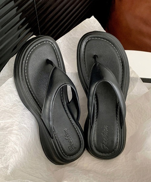 SVEC（シュベック）の「厚底 ビーチサンダル ボリュームソール（サンダル・レディース・ブラック/シルバー・38-39/40-41/36-37）」の5枚目の写真