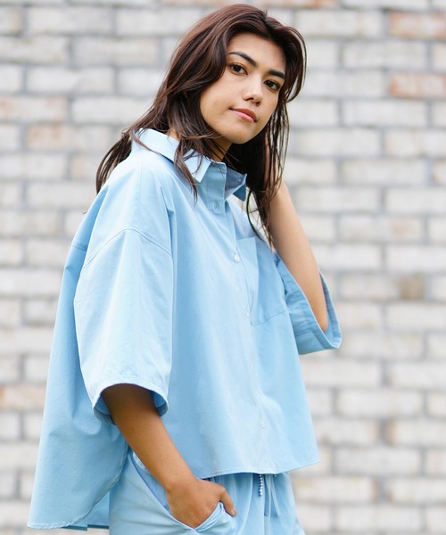 Ungrid（アングリッド）の「【ムラサキスポーツ限定】UNGRID/アングリッド 水陸両用/ユーティリティー 半袖シャツ/セットアップ対応  240401（シャツ/ブラウス・レディース・ブラック/ブルー・M）」の5枚目の写真