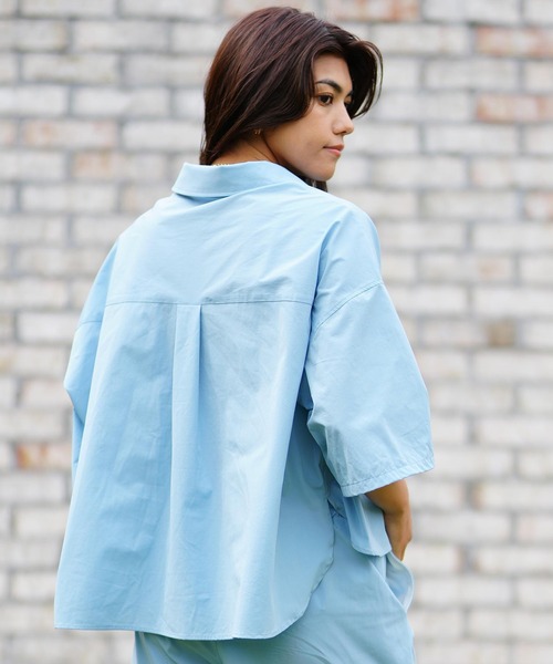 Ungrid（アングリッド）の「【ムラサキスポーツ限定】UNGRID/アングリッド 水陸両用/ユーティリティー 半袖シャツ/セットアップ対応  240401（シャツ/ブラウス・レディース・ブラック/ブルー・M）」の6枚目の写真