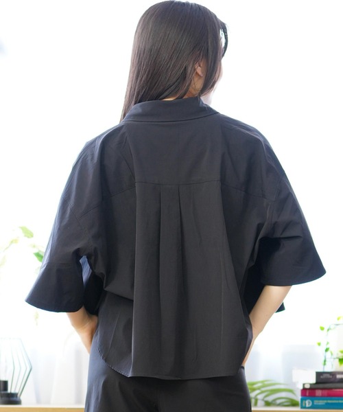 Ungrid（アングリッド）の「【ムラサキスポーツ限定】UNGRID/アングリッド 水陸両用/ユーティリティー 半袖シャツ/セットアップ対応  240401（シャツ/ブラウス・レディース・ブラック/ブルー・M）」の13枚目の写真