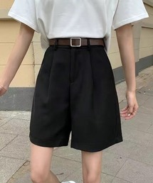 さらさら涼感生地タックショートパンツ