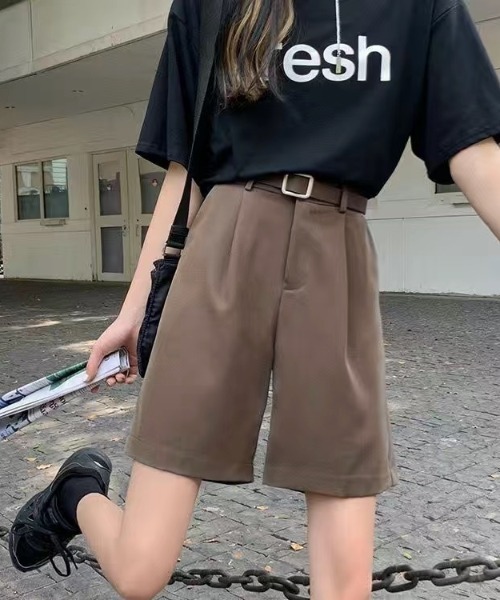 SHEENA（シーナ）の「さらさら涼感生地タックショートパンツ（スラックス・レディース・モカ/ブラック・M）」の7枚目の写真