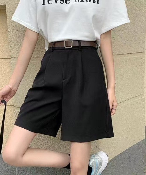 SHEENA（シーナ）の「さらさら涼感生地タックショートパンツ（スラックス・レディース・モカ/ブラック・M）」の5枚目の写真