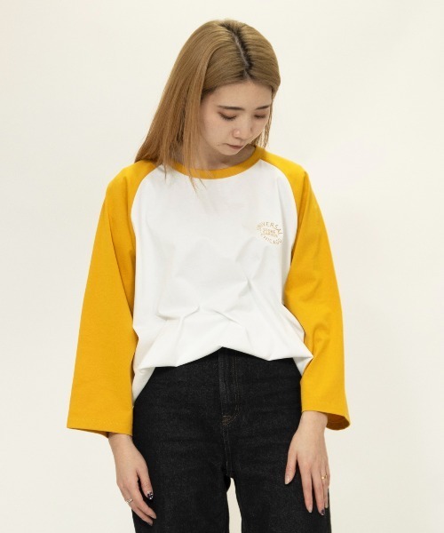 UNIVERSAL OVERALL（ユニバーサルオーバーオール）の「ラグランスリーブ / RAGLAN SLEEVE TEE（Tシャツ/カットソー・レディース・ブラウン系その他3/ホワイト×イエロー・L/M/S）」の4枚目の写真