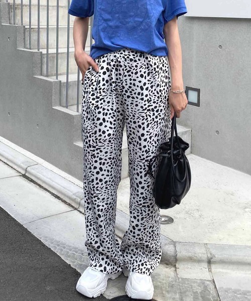 NANEA(ナネア)の「ダルメシアン柄ワイドイージーパンツ(その他パンツ・レディース・アニマル・SMALL/MEDIUM/LARGE/X-LARGE)」の22枚目の写真