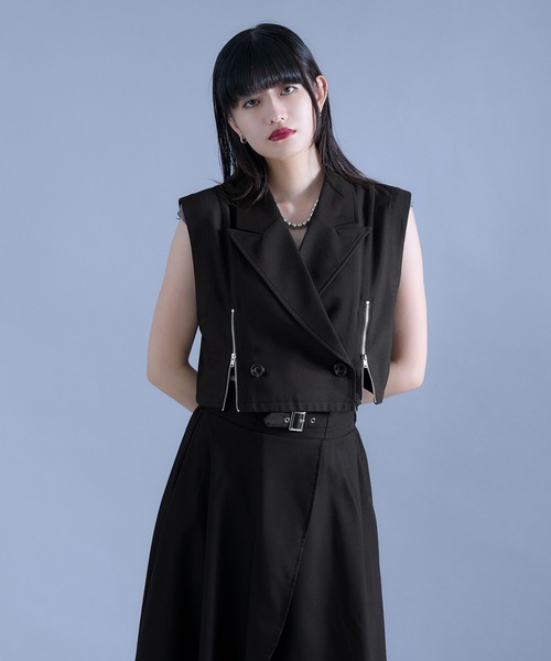 Ellno de Mavie(エルノデメヴィ)の「ジップショートジレ(ベスト・レディース・チャコールグレー/ブルーグリーン/ブラック・FREE)」の7枚目の写真