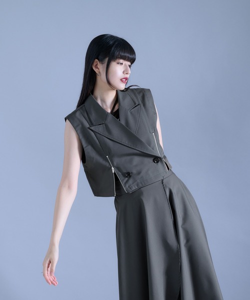 Ellno de Mavie(エルノデメヴィ)の「ジップショートジレ(ベスト・レディース・チャコールグレー/ブルーグリーン/ブラック・FREE)」の18枚目の写真