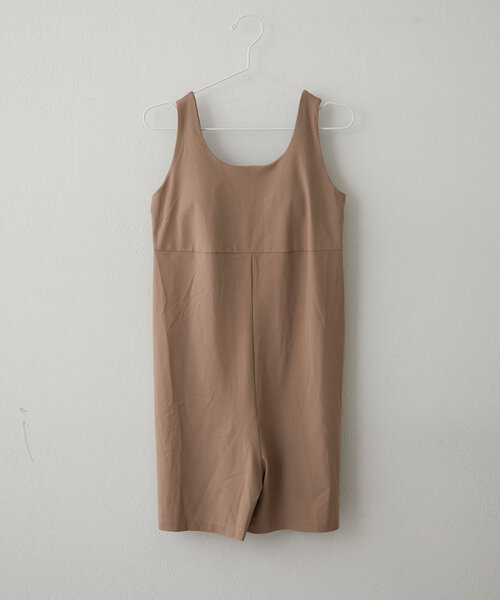 earthy（アーシー）の「【UVカット・吸水速乾】ショートオールインワン（サロペット/オーバーオール・レディース・ブラック/キャメル/モカ・FREE）」の11枚目の写真