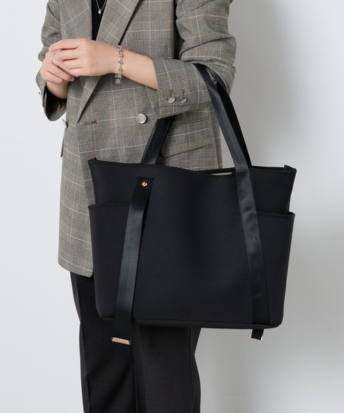 PAPILLONNER(パピヨネ)の「WETダブルポケットトート(トートバッグ・レディース・キャメル/チャコールグレー/ブラック/ブラウン・FREE)」の17枚目の写真