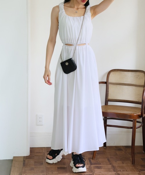 セール】ウエストカットアウトデザインロングワンピース