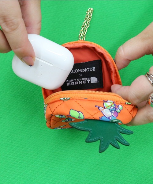 ACCOMMODE(アコモデ)の「CHAMCHAM MARKET / キルティングフルーツポーチチャーム(ポーチ・レディース・レッド/ピンク/オレンジ・FREE)」の10枚目の写真