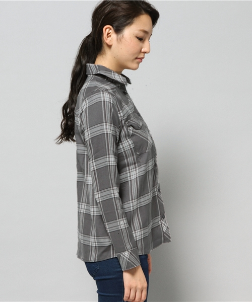 AZUL by moussy（アズールバイマウジー）の「起毛チェックヨーク切替長袖シャツ（シャツ/ブラウス・レディース・ダークネイビー/レッド/グレー系その他/レッド系その他・SMALL/LARGE/X-LARGE/MEDIUM）」の11枚目の写真