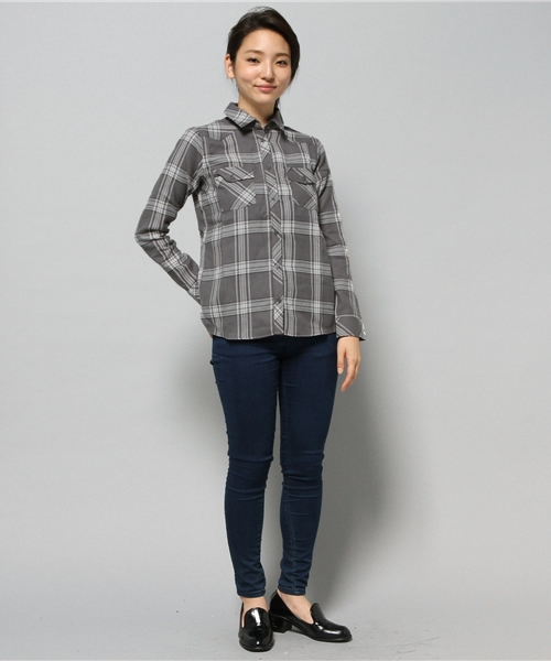 AZUL by moussy（アズールバイマウジー）の「起毛チェックヨーク切替長袖シャツ（シャツ/ブラウス・レディース・ダークネイビー/レッド/グレー系その他/レッド系その他・SMALL/LARGE/X-LARGE/MEDIUM）」の13枚目の写真