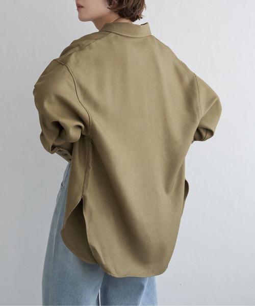 notch.(ノッチ)の「ビッグカフスシャツ(シャツ/ブラウス・レディース・オフホワイト/ブラック/ベージュ・M)」の13枚目の写真