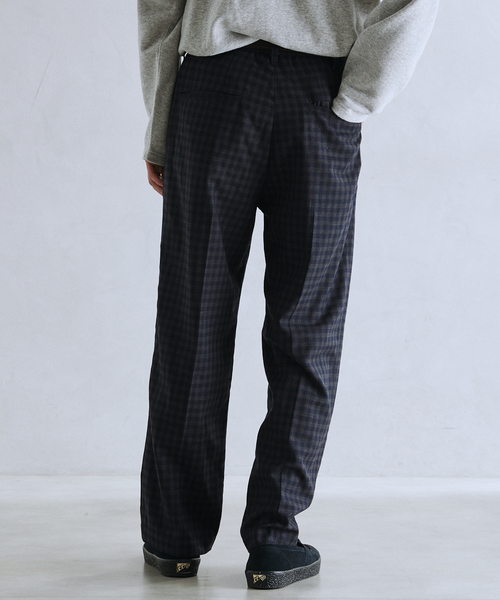 JOURNAL STANDARD relume(ジャーナルスタンダード レリューム)の「TECH ツイード SOLOTEX サキソニースラックス(スラックス・メンズ・ネイビー/チャコールグレー/ブラウン・MEDIUM/LARGE)」の18枚目の写真