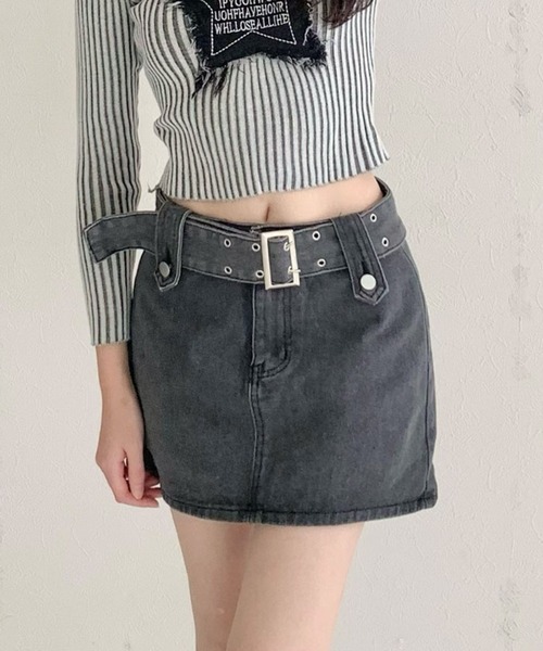 lilful(リルフル)の「ワイドベルト デニム ミニスカート インパン付き(デニムスカート・レディース・グレー・M/L)」の13枚目の写真