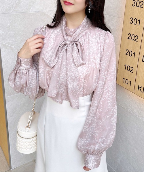 INGNI（イング）の「花柄シアー2Wayリボンブラウス（シャツ/ブラウス・レディース・ホワイト×ブラック/ピンク・M）」の9枚目の写真