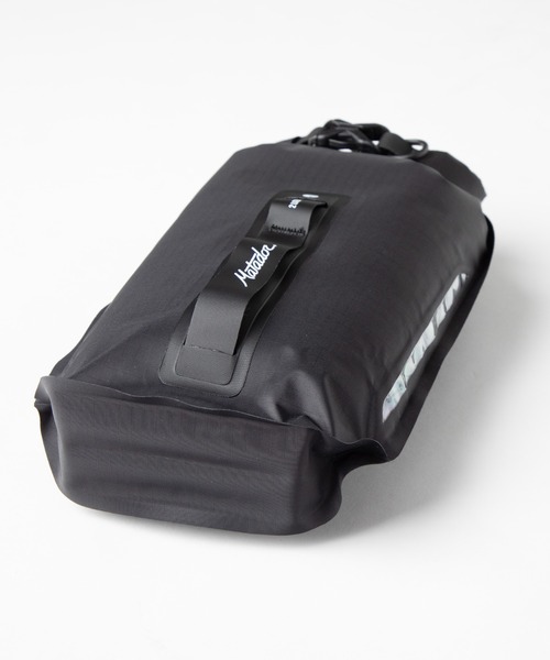 Matador(マタドール)の「MATADOR FlatPak Drybag 2L マタドール フラットパック ドライバッグ 2L(エコバッグ/サブバッグ・メンズ・ブラック・FREE)」の7枚目の写真