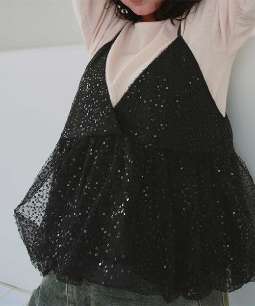 titivate（ティティベイト）の「ヘムバルーンスパンコールキャミソールビスチェ（キャミソール・レディース・シルバー/ブラック/ピンク・S/M/L）」の5枚目の写真