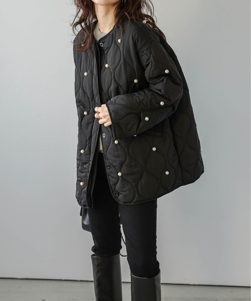 AMELY（エミリー）の「パール キルティングジャケット（ノーカラージャケット・レディース・ブラック/ブラウン・フリー）」の5枚目の写真