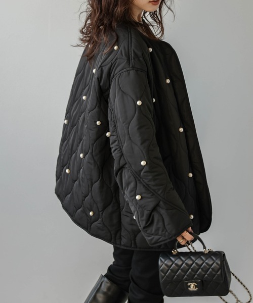 AMELY（エミリー）の「パール キルティングジャケット（ノーカラージャケット・レディース・ブラック/ブラウン・フリー）」の7枚目の写真