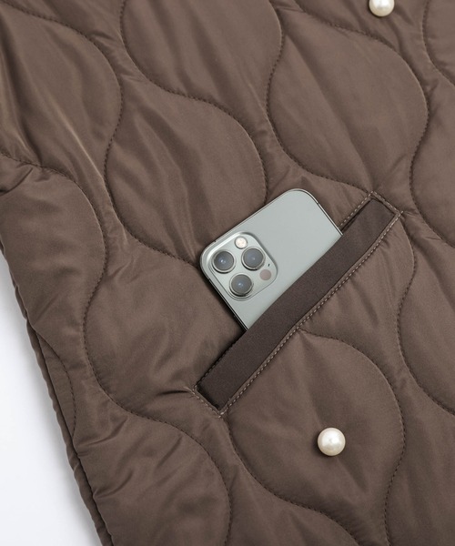 AMELY（エミリー）の「パール キルティングジャケット（ノーカラージャケット・レディース・ブラック/ブラウン・フリー）」の19枚目の写真