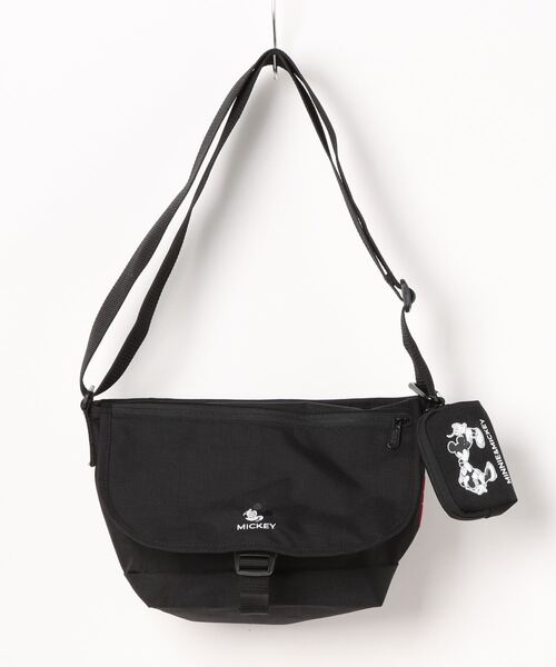 Manhattan Portage(マンハッタンポーテージ)の「Nylon Messenger Bag JR Flap Zipper Pocket 24 / Mickey(メッセンジャーバッグ・レディース・ブラック・SMALL)」の2枚目の写真