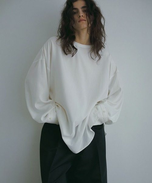 【美品】ETRE TOKYO シングルカフスクルーネックトップス WHITE ETRE TOKYO（エトレトウキョウ）の「シングルカフスクルーネック
