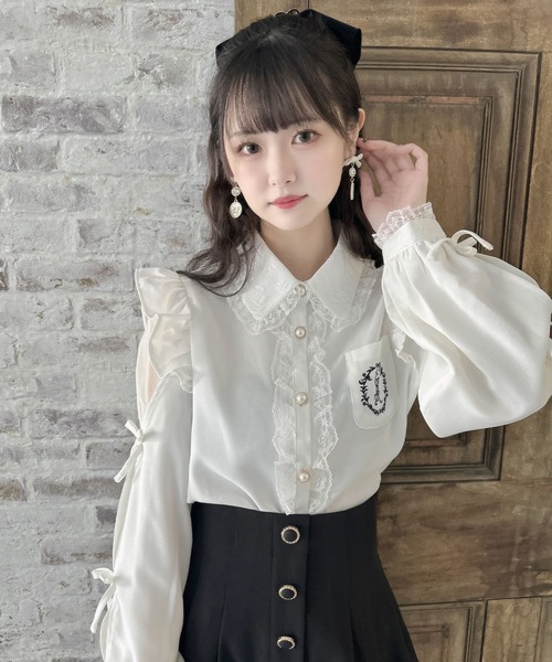 couture BY ROJITA（クチュールバイロジータ）の「ワンポイントレースフリルブラウス（シャツ/ブラウス・レディース・グレー/ブラック/ホワイト・FREE）」の4枚目の写真