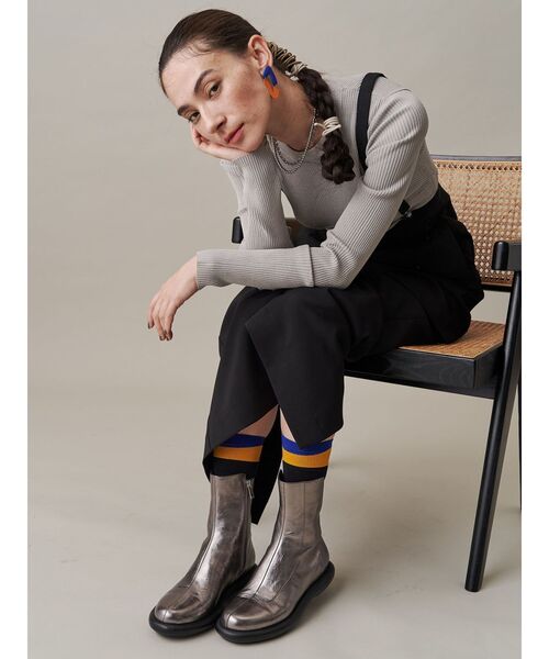 UN3D.(アンスリード)の「WAVE RIB SOCKS / ウェーブリブソックス(ソックス/靴下・レディース・ブラック/ブラウン/ブルー・FREE)」の9枚目の写真