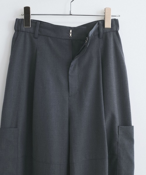 VIS（ビス）の「タックカーゴパンツ（カーゴパンツ・レディース・チャコールグレー/オフホワイト・FREE）」の9枚目の写真