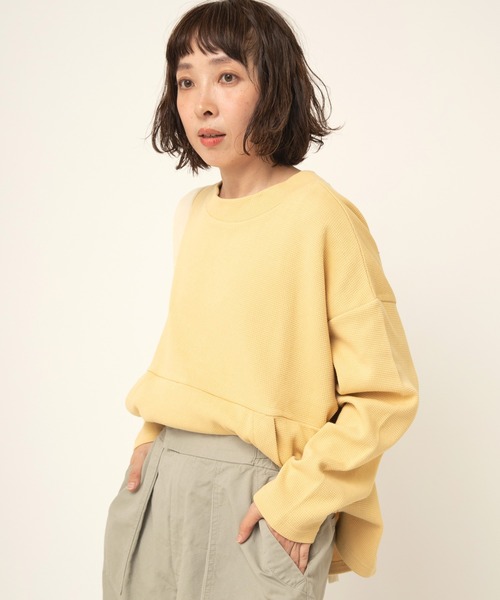 RNA-N(アールエヌエーエヌ)の「M2382 ワッフルポケットデザインプルオーバー(Tシャツ/カットソー・レディース・ブラック/キナリ/イエロー・FREE)」の4枚目の写真