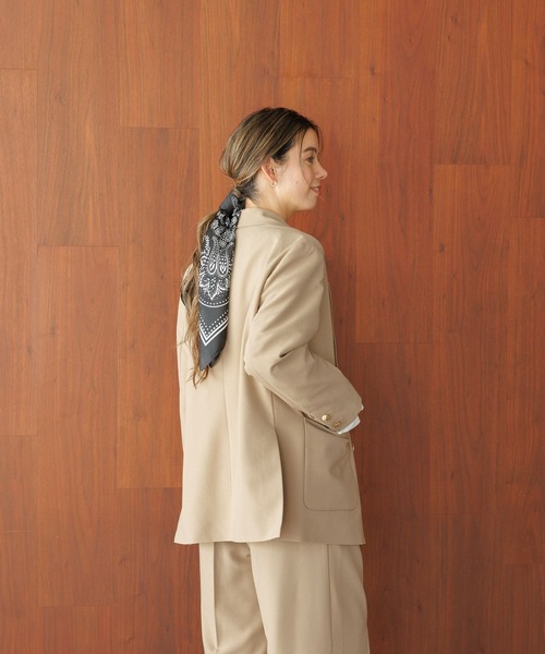 BAYFLOW（ベイフロー）の「70×70 バンダナ柄スカーフ（バンダナ/スカーフ・レディース・ベージュ/マスタード/ブラック・FREE）」の6枚目の写真