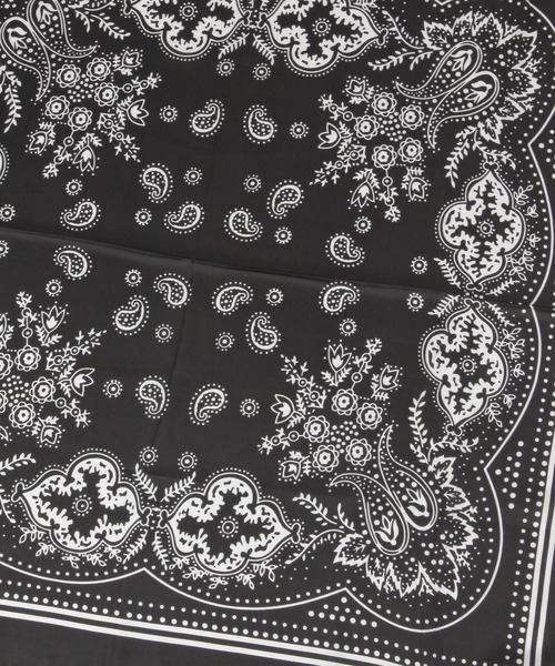 BAYFLOW（ベイフロー）の「70×70 バンダナ柄スカーフ（バンダナ/スカーフ・レディース・ベージュ/マスタード/ブラック・FREE）」の13枚目の写真