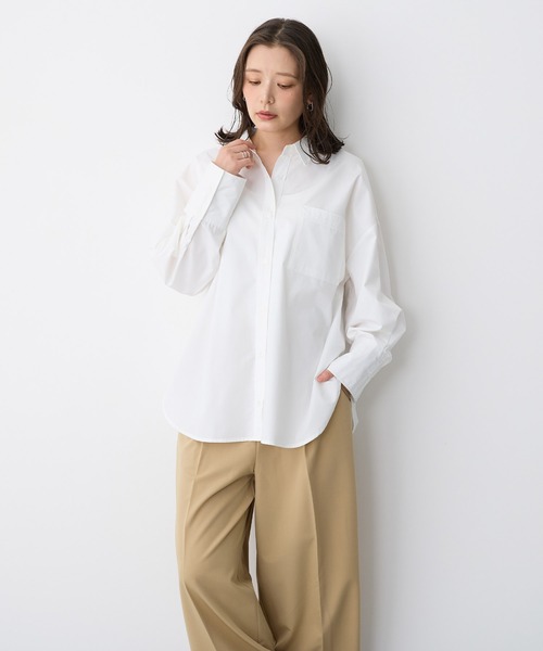 anyfee(エニフィー)の「【anyfee/プラスサイズ】バックシャンツイストシャツ(シャツ/ブラウス・レディース・ブラック/ブルー/オフホワイト・5L/4L/3L/LL)」の1枚目の写真