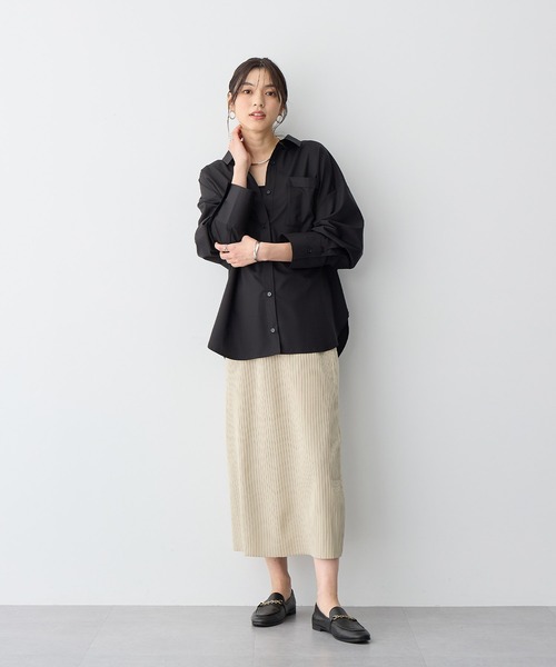 anyfee(エニフィー)の「【anyfee/プラスサイズ】バックシャンツイストシャツ(シャツ/ブラウス・レディース・ブラック/ブルー/オフホワイト・5L/4L/3L/LL)」の6枚目の写真